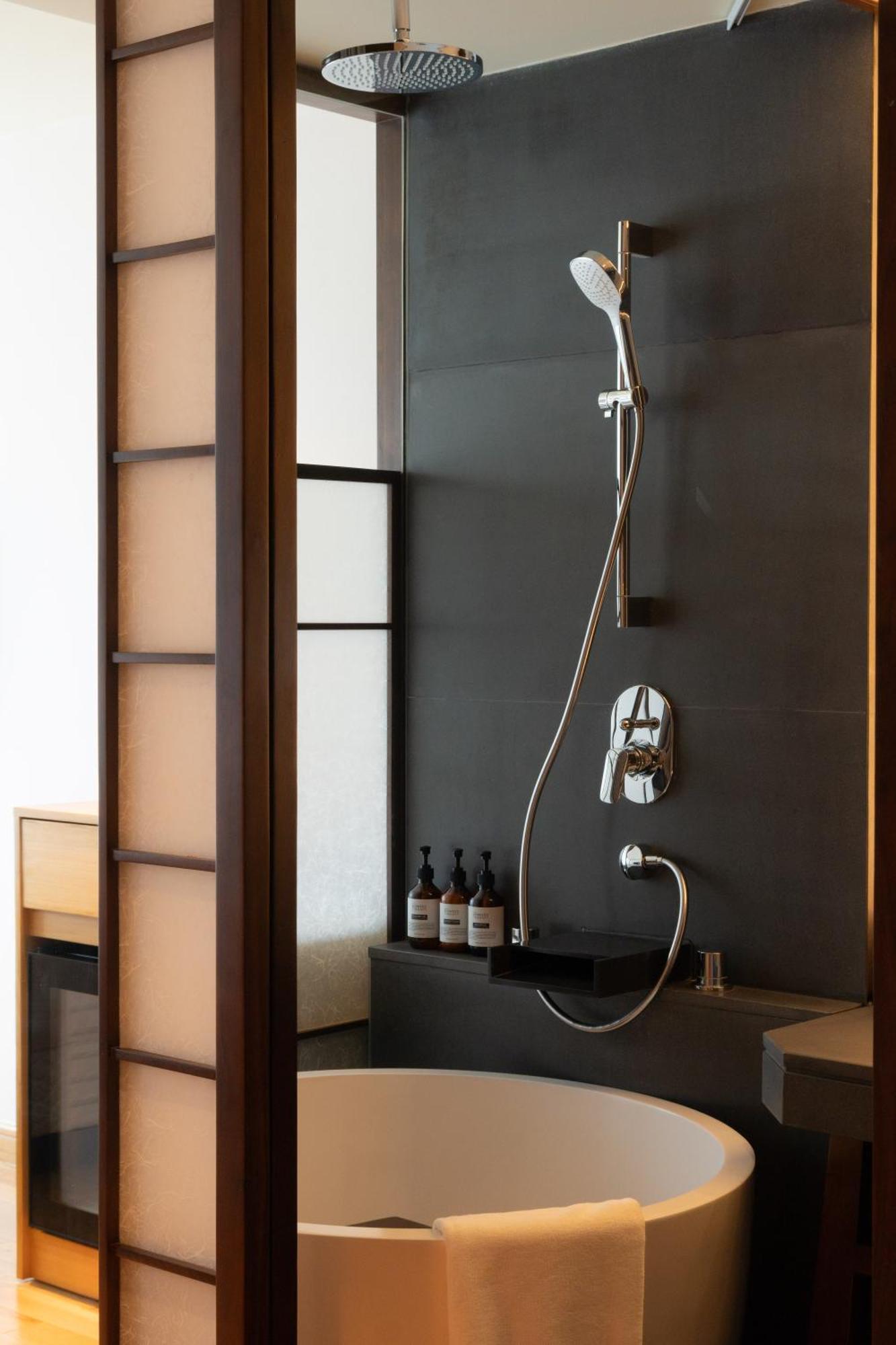 Suzu Saigon - A Boutique Hotel Bandar Ho Chi Minh Luaran gambar